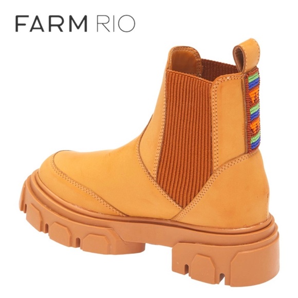 FARM Rio Shoes - Farm Rio Natural Chelsea Lug Sole Boots size 8.5